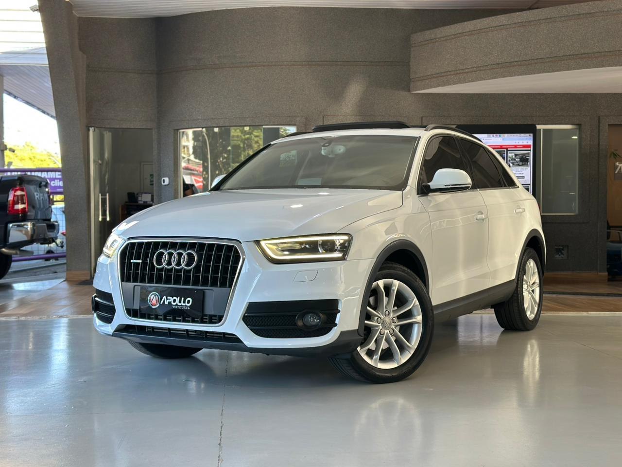 Q3 2.0 4P TFSI AMBIENTE QUATTRO S-TRONIC AUTOMÁTICO