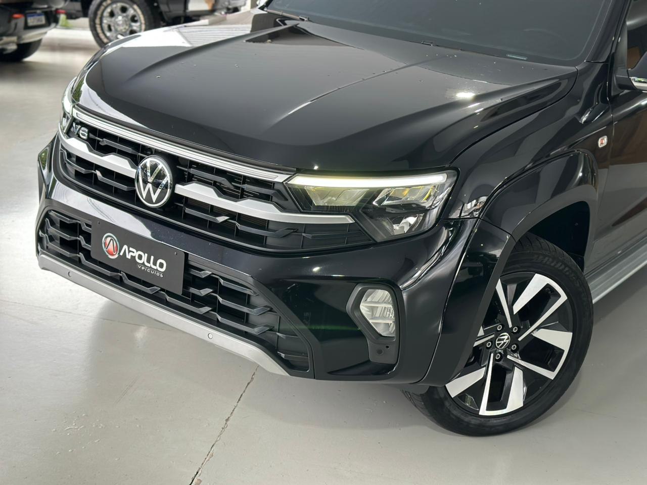 VOLKSWAGEN Amarok 3.0 V6 CABINE DUPLA HIGHLINE EXTREME 4X4 TURBO INTERCOOLER AUTOMÁTICO