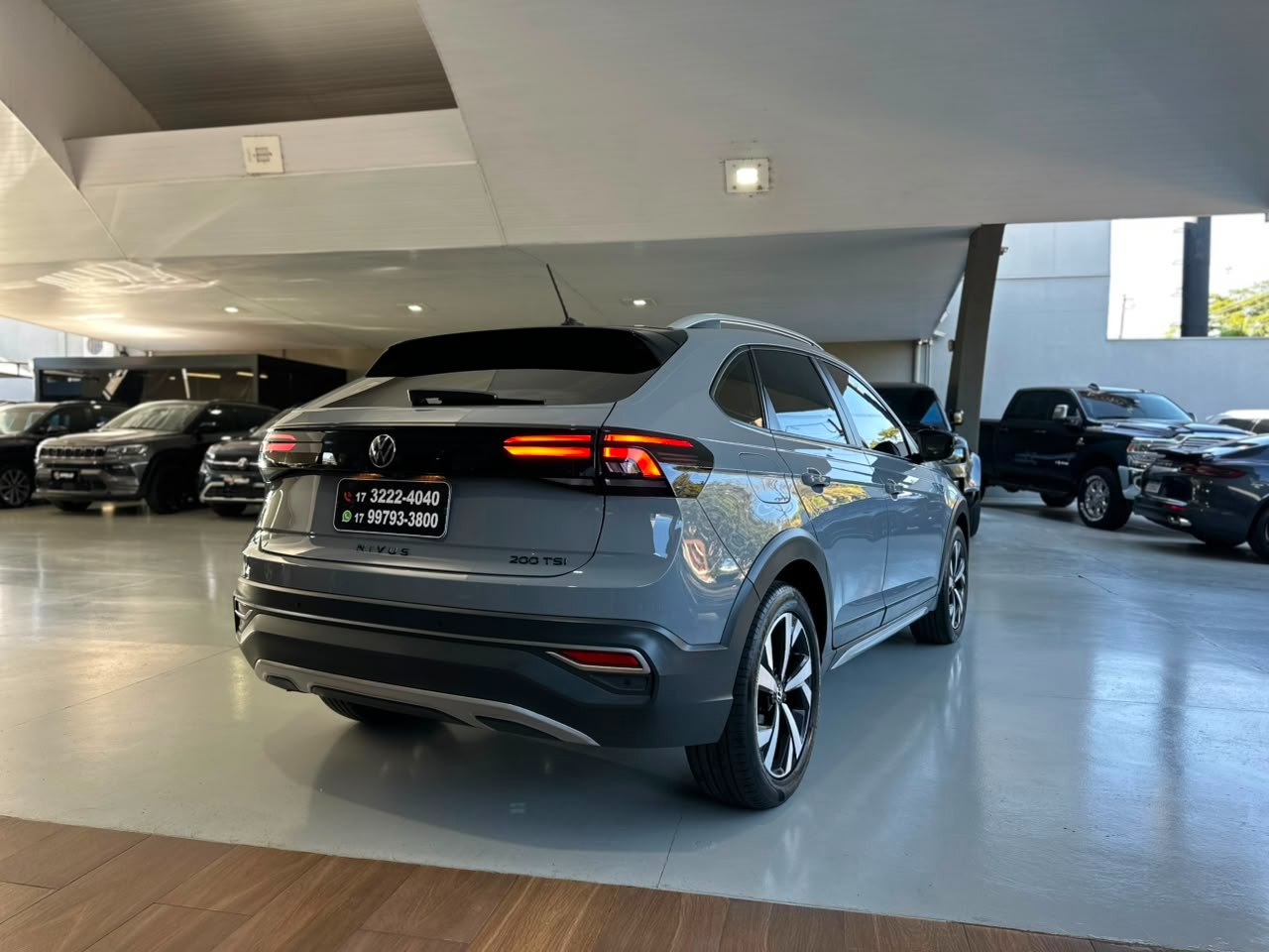 VOLKSWAGEN Nivus 1.0 4P FLEX 200 TSI HIGHLINE TURBO AUTOMÁTICO