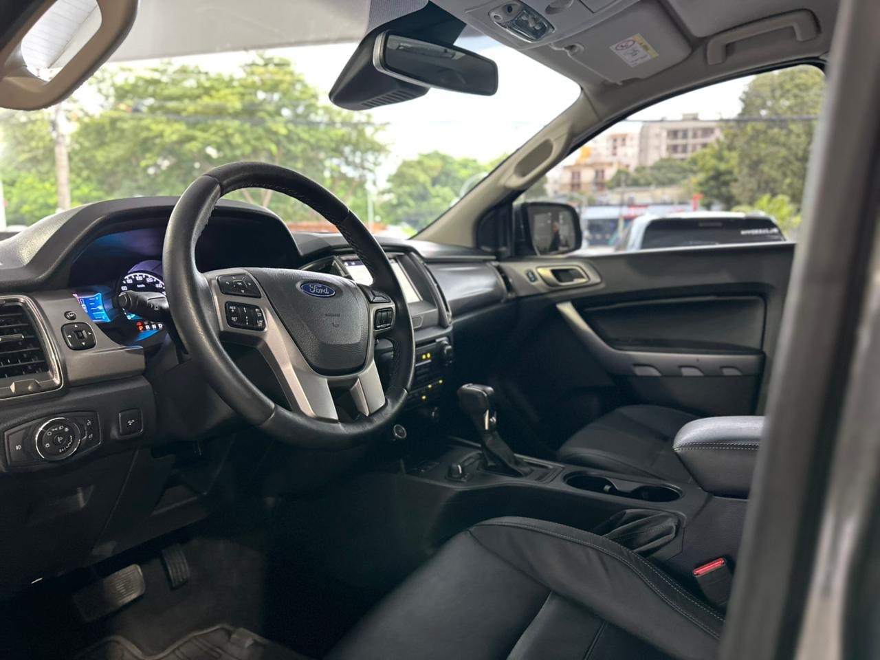 FORD Ranger 3.2 20V CABINE DUPLA 4X4 LIMITED TURBO DIESEL AUTOMÁTICO