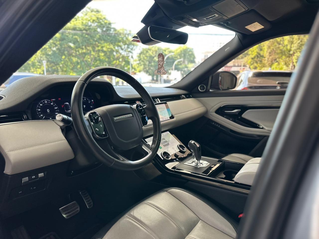 LAND ROVER Range Rover Evoque 2.0 4P FLEX P250 R-DYNAMIC SE AWD AUTOMÁTICO