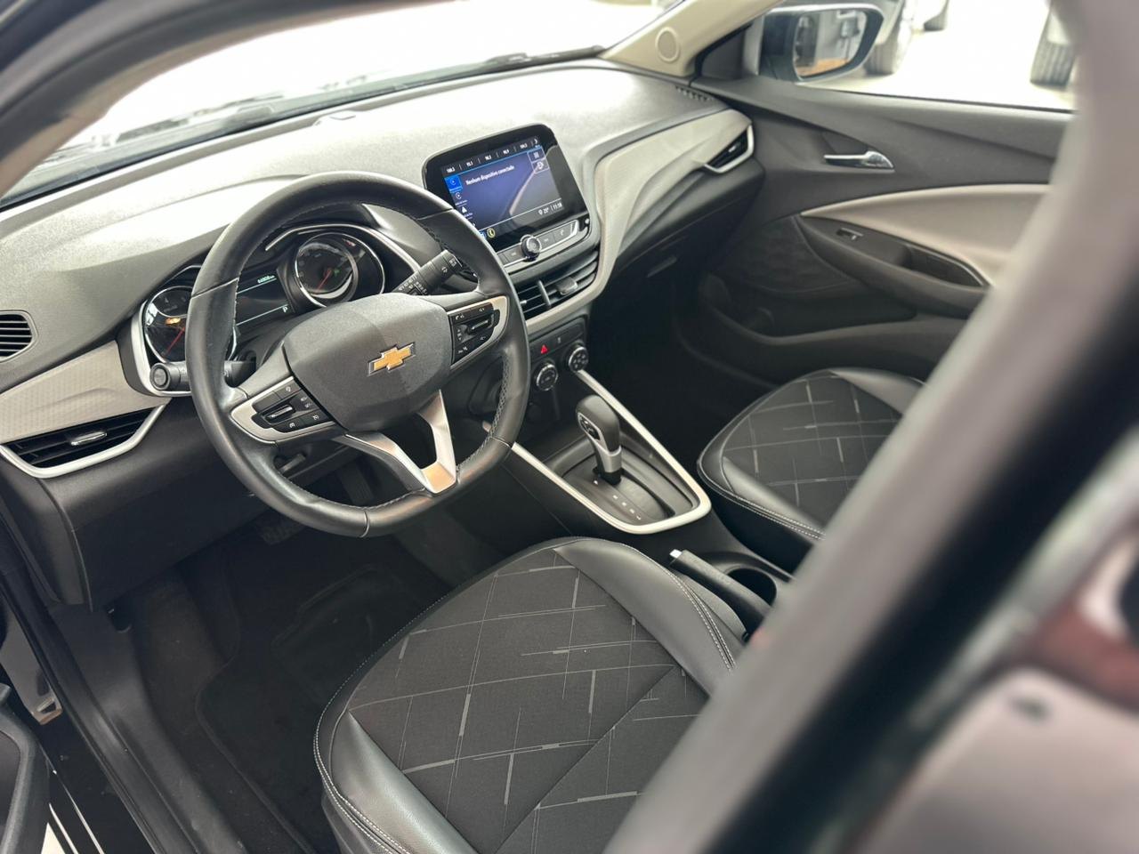 CHEVROLET Onix Hatch 1.0 12V 4P FLEX PREMIER TURBO AUTOMÁTICO