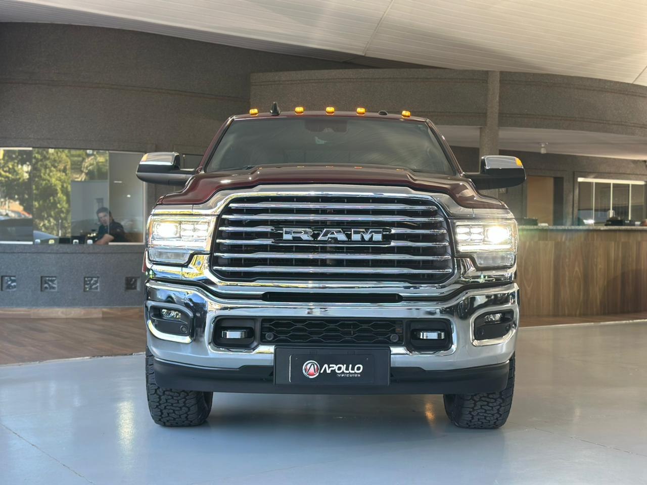 RAM 3500 6.7 I6 LIMITED LONG HORN CABINE DUPLA 4X4 TURBO DIESEL AUTOMÁTICO