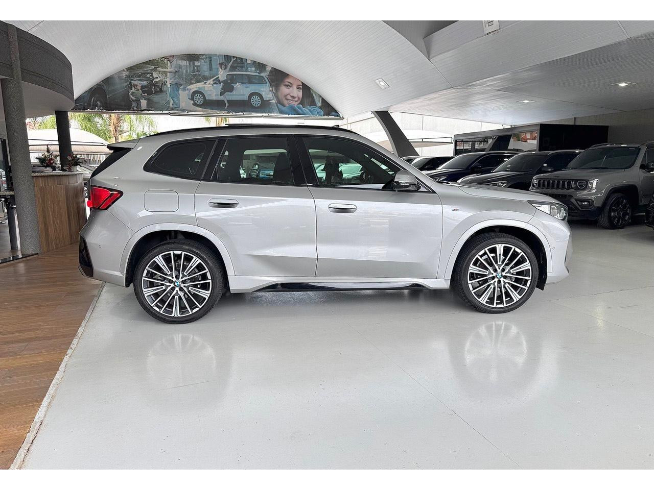 BMW X1 2.0 16V 4P FLEX SDRIVE20I M SPORT 25 ANOS TURBO AUTOMÁTICO