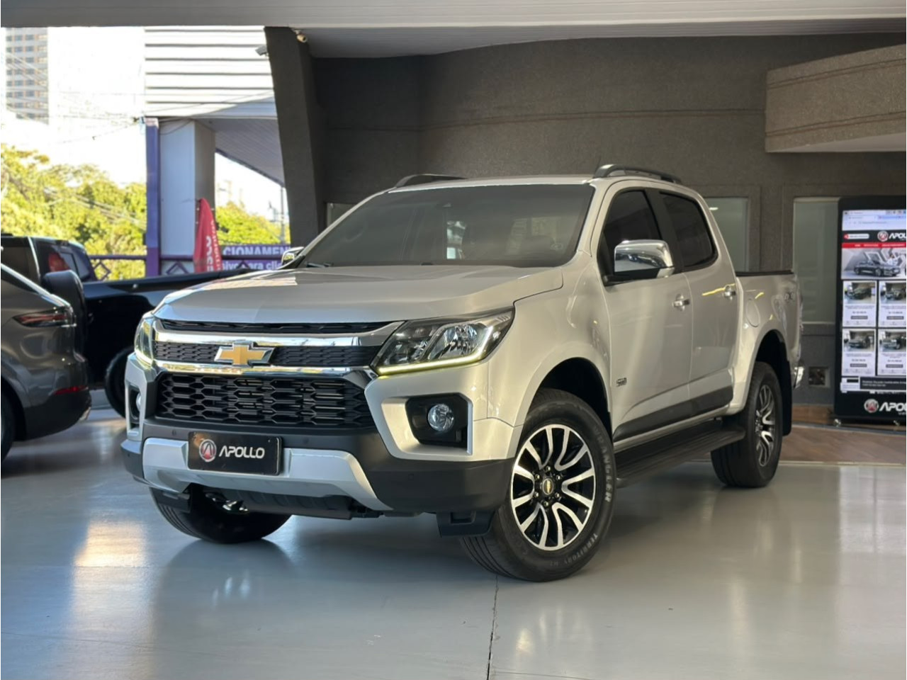 S10 2.8 16V LTZ CABINE DUPLA 4X4 TURBO DIESEL AUTOMÁTICO