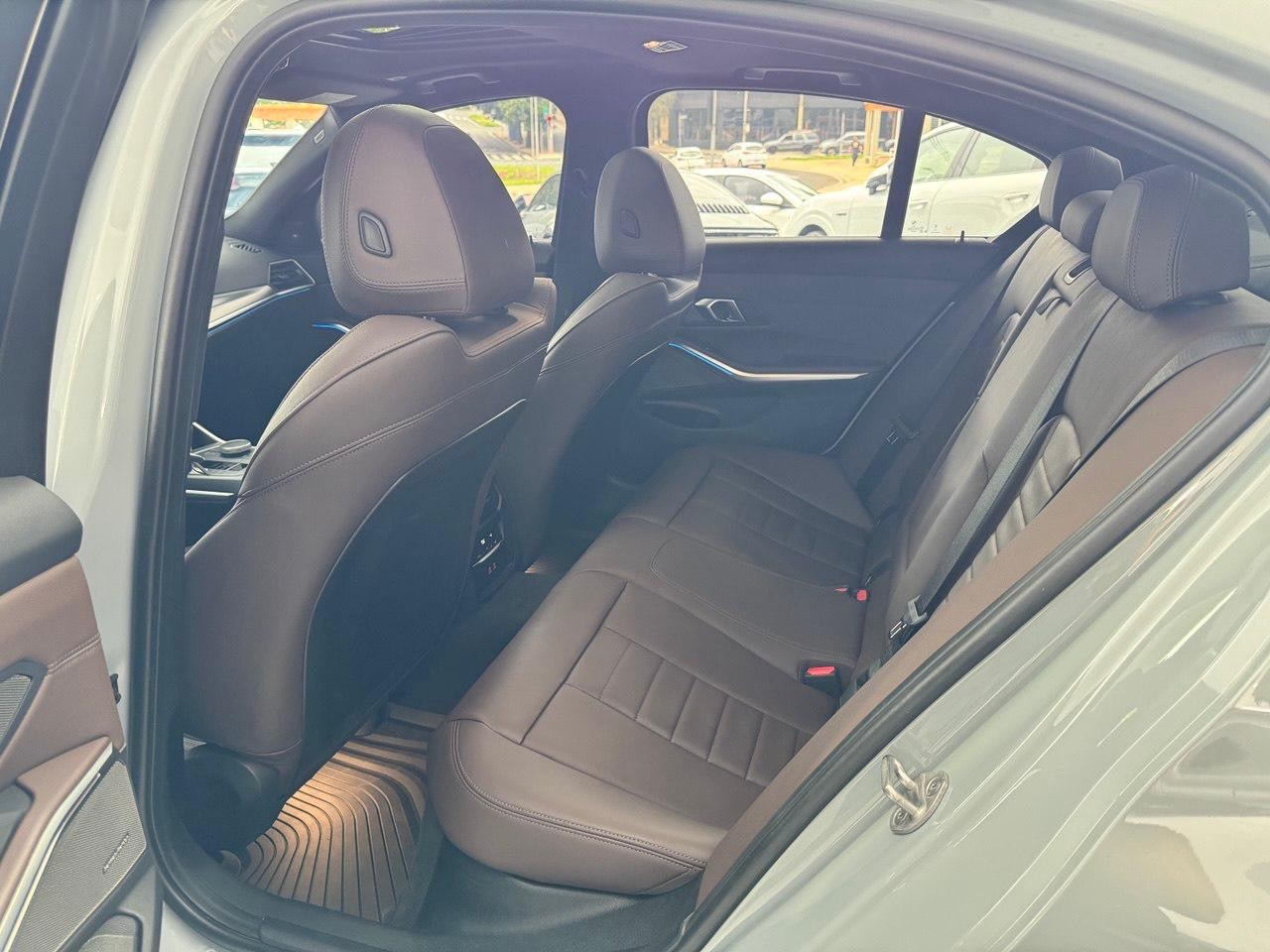 BMW 320I 2.0 16V 4P TURBO M SPORT AUTOMÁTICO