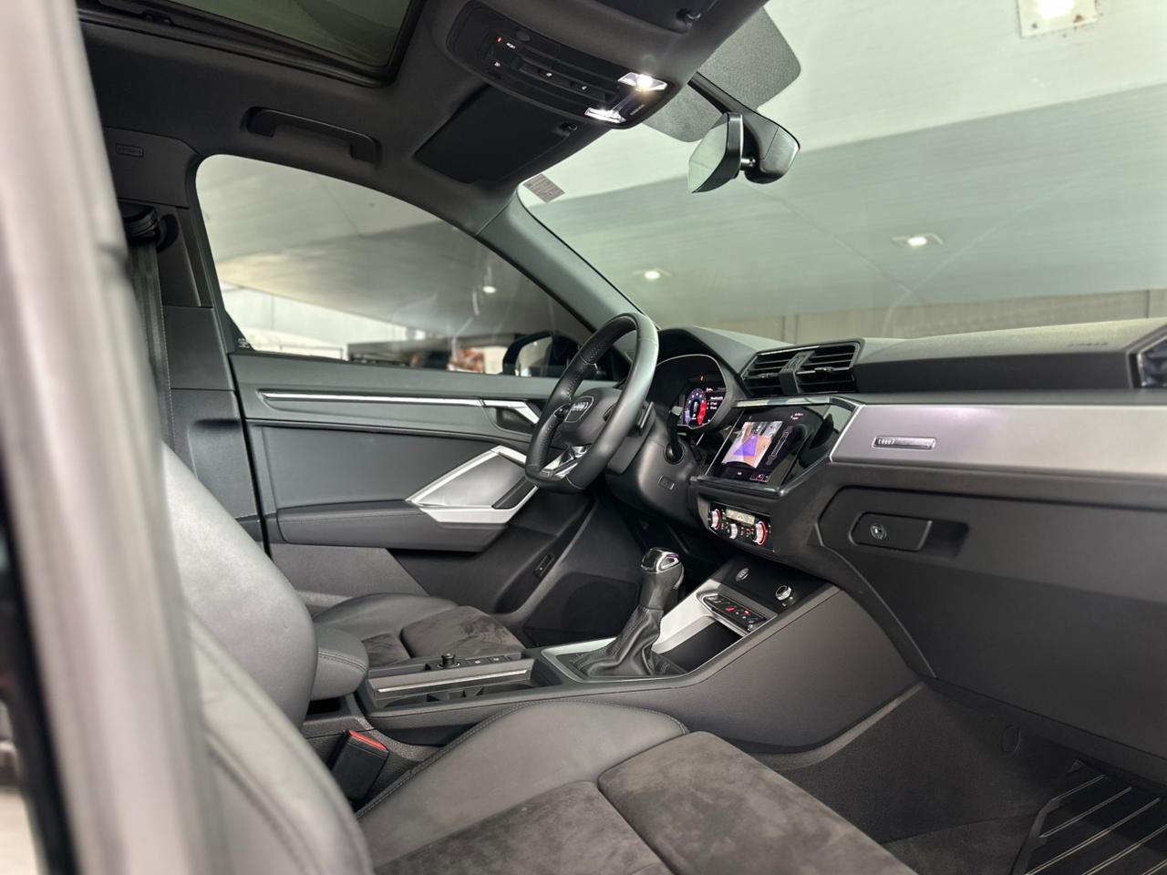 AUDI Q3 1.4 4P 35 TFSI BLACK S LINE S-TRONIC AUTOMÁTICO