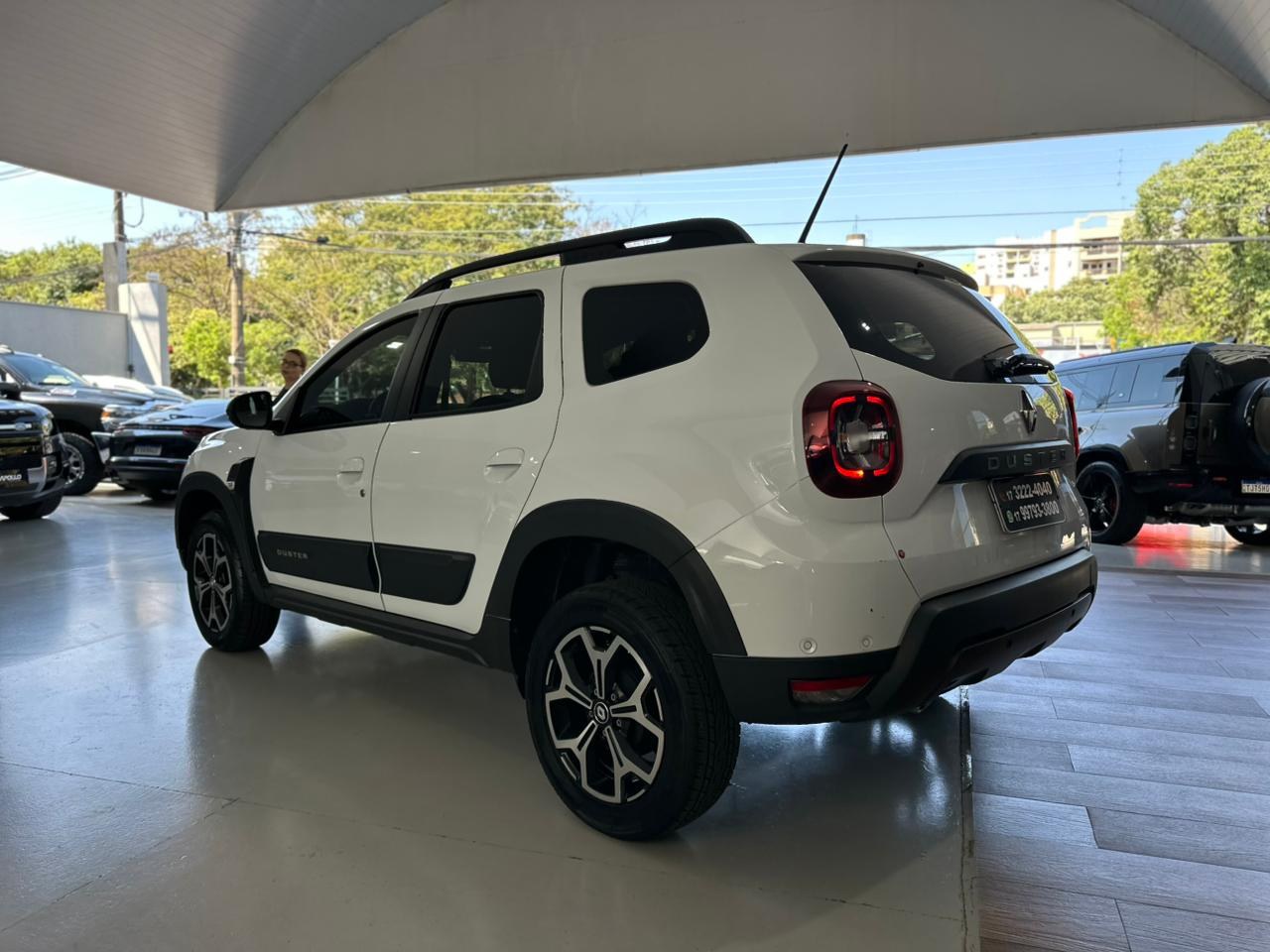 RENAULT Duster 1.6 16V 4P FLEX SCE ICONIC X-TRONIC AUTOMÁTICO
