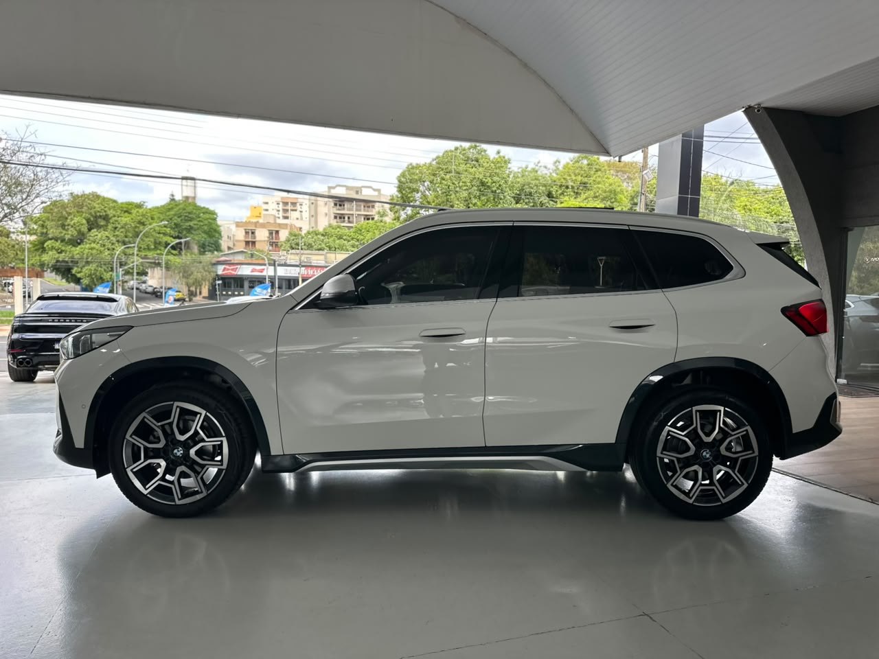 BMW X1 2.0 16V 4P S DRIVE 20I X-LINE AUTOMÁTICO