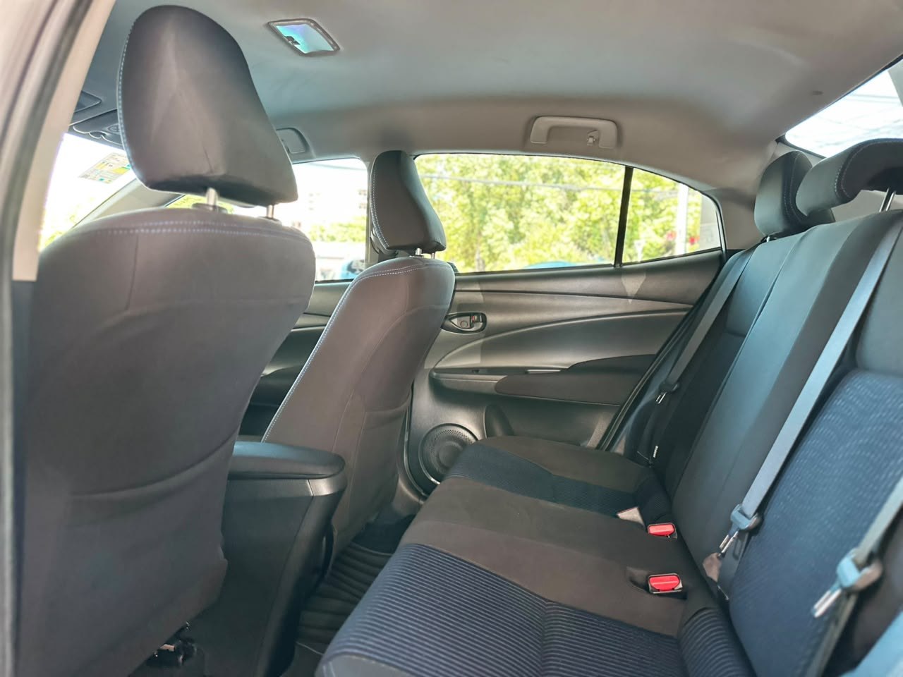 TOYOTA Yaris Sedan 1.3 16V 4P FLEX XL MULTIDRIVE AUTOMÁTICO CVT