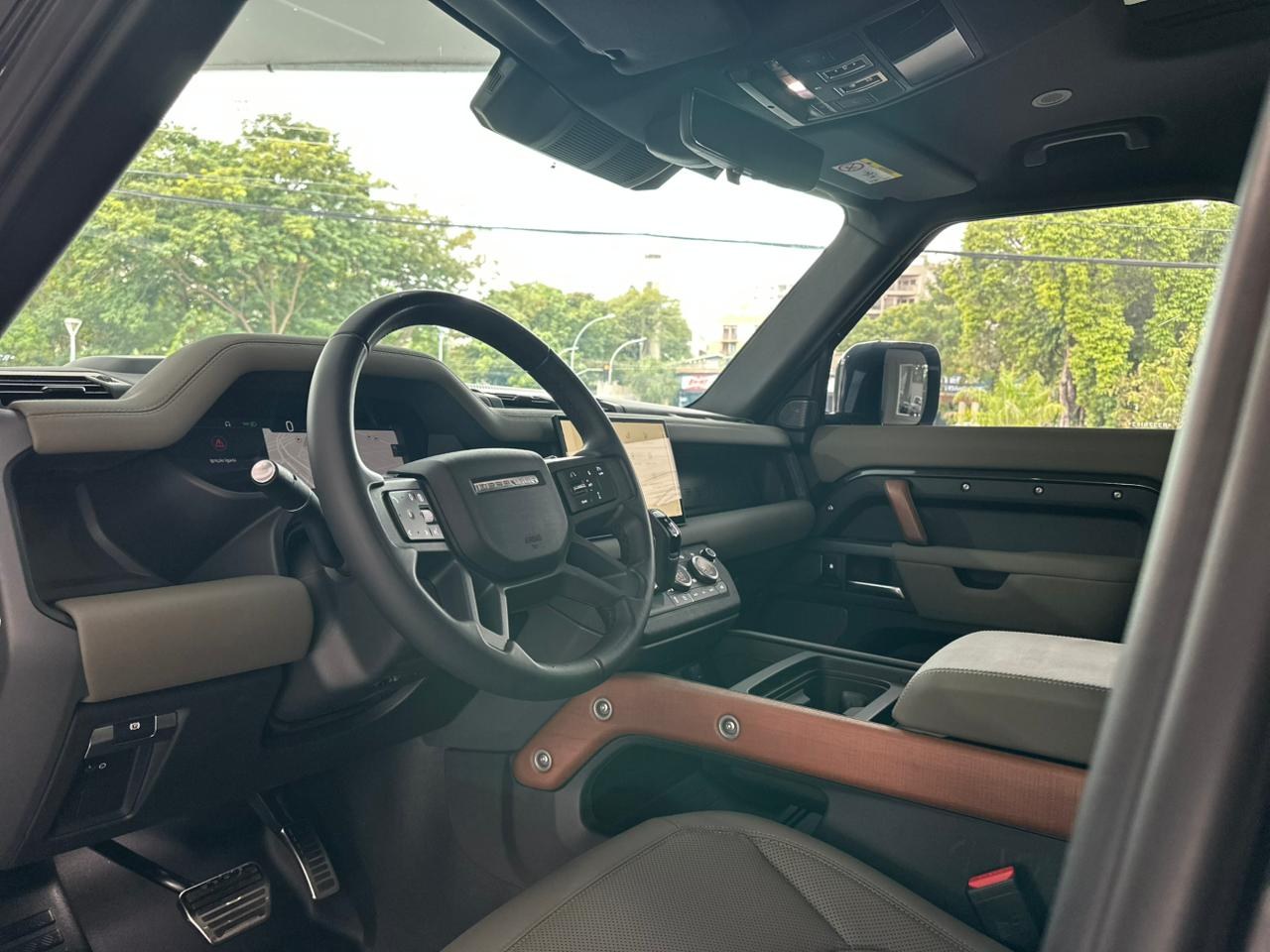 LAND ROVER Defender 110 3.0 24V 4P D300 TURBO DIESEL MHEV X-110 AWD AUTOMÁTICO