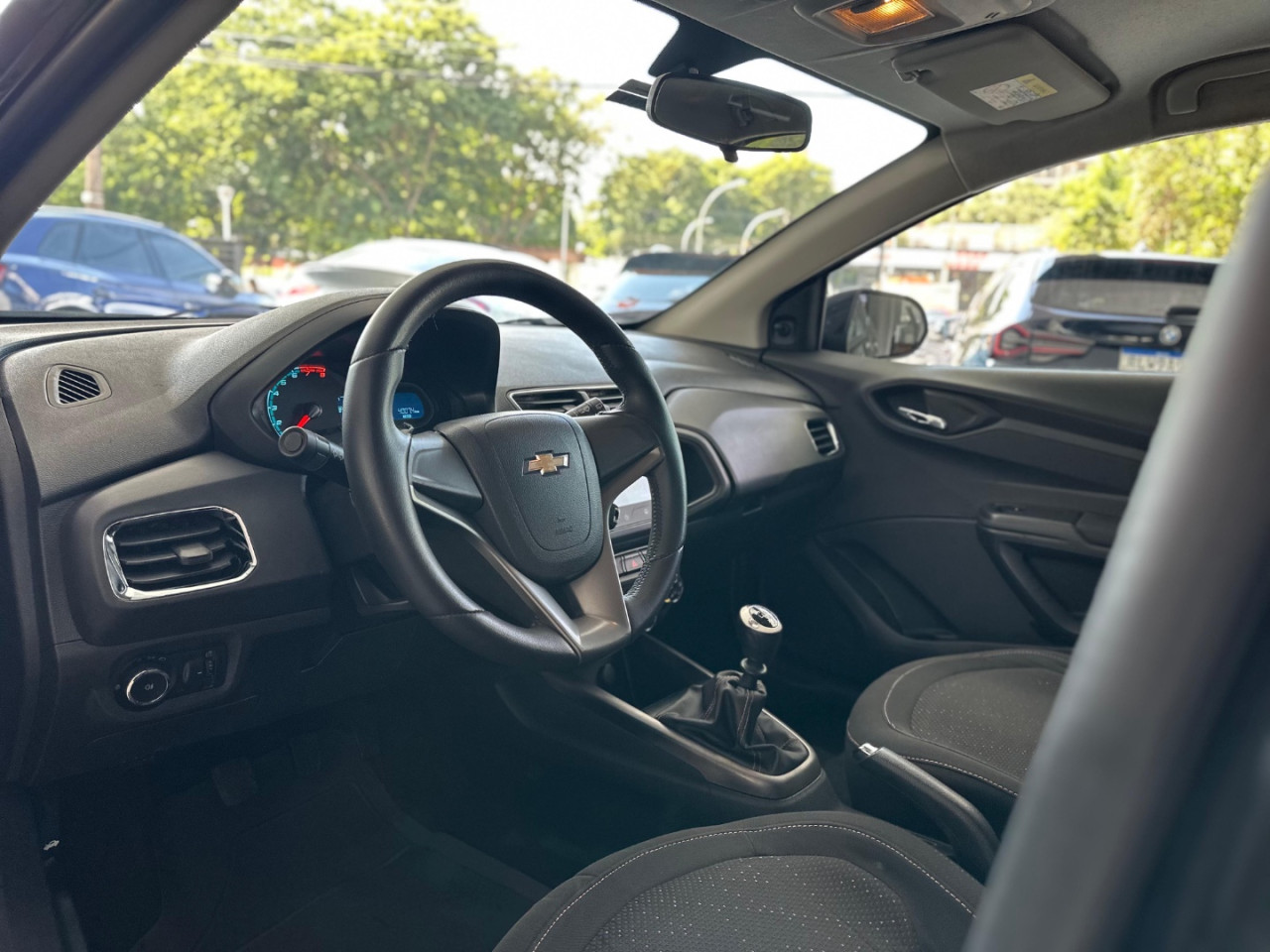 CHEVROLET Onix Hatch 1.4 4P FLEX LT