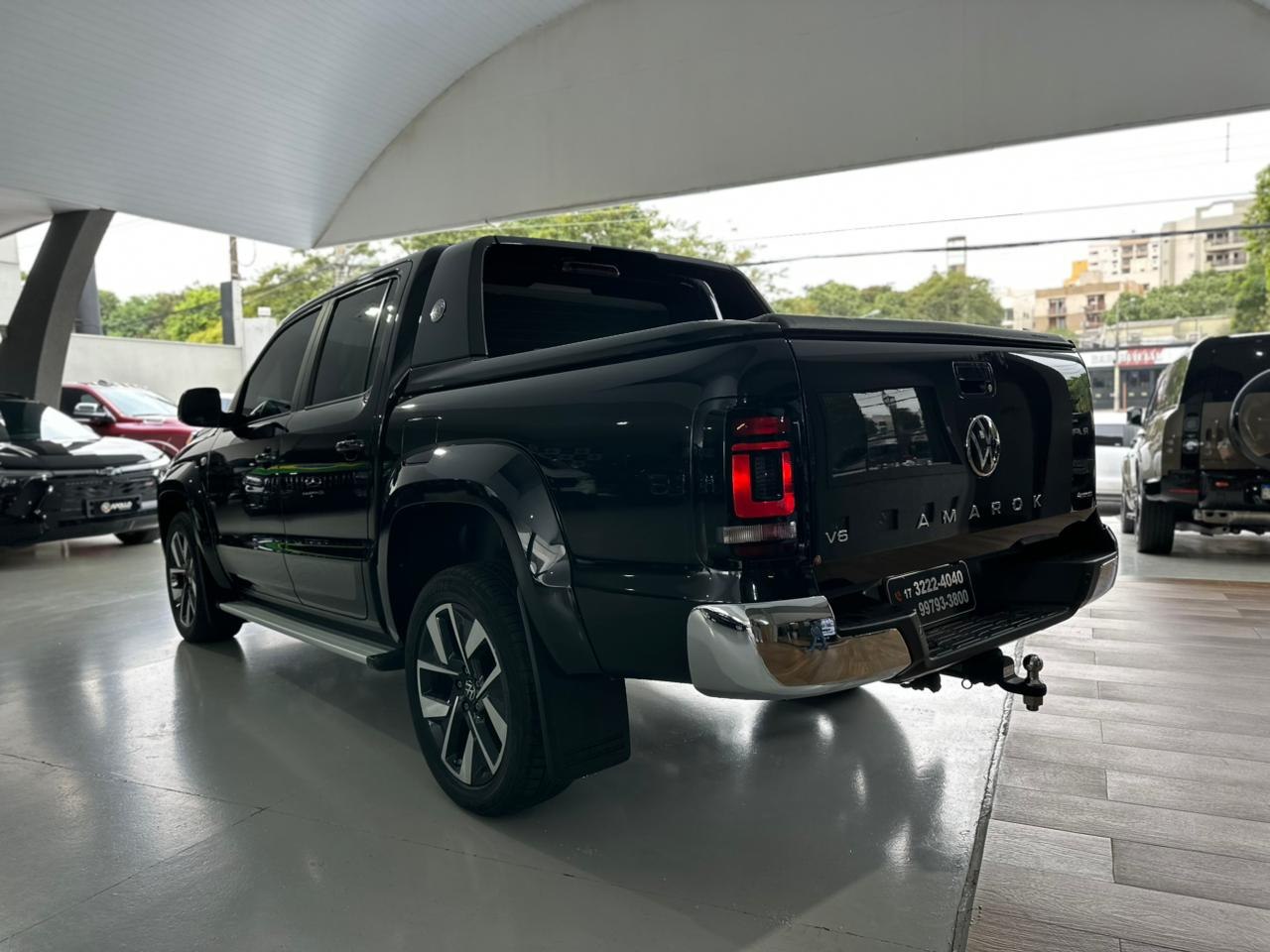 VOLKSWAGEN Amarok 3.0 V6 CABINE DUPLA HIGHLINE EXTREME 4X4 TURBO INTERCOOLER AUTOMÁTICO