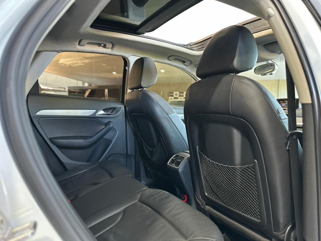 AUDI Q3 2.0 4P TFSI AMBIENTE QUATTRO S-TRONIC AUTOMÁTICO
