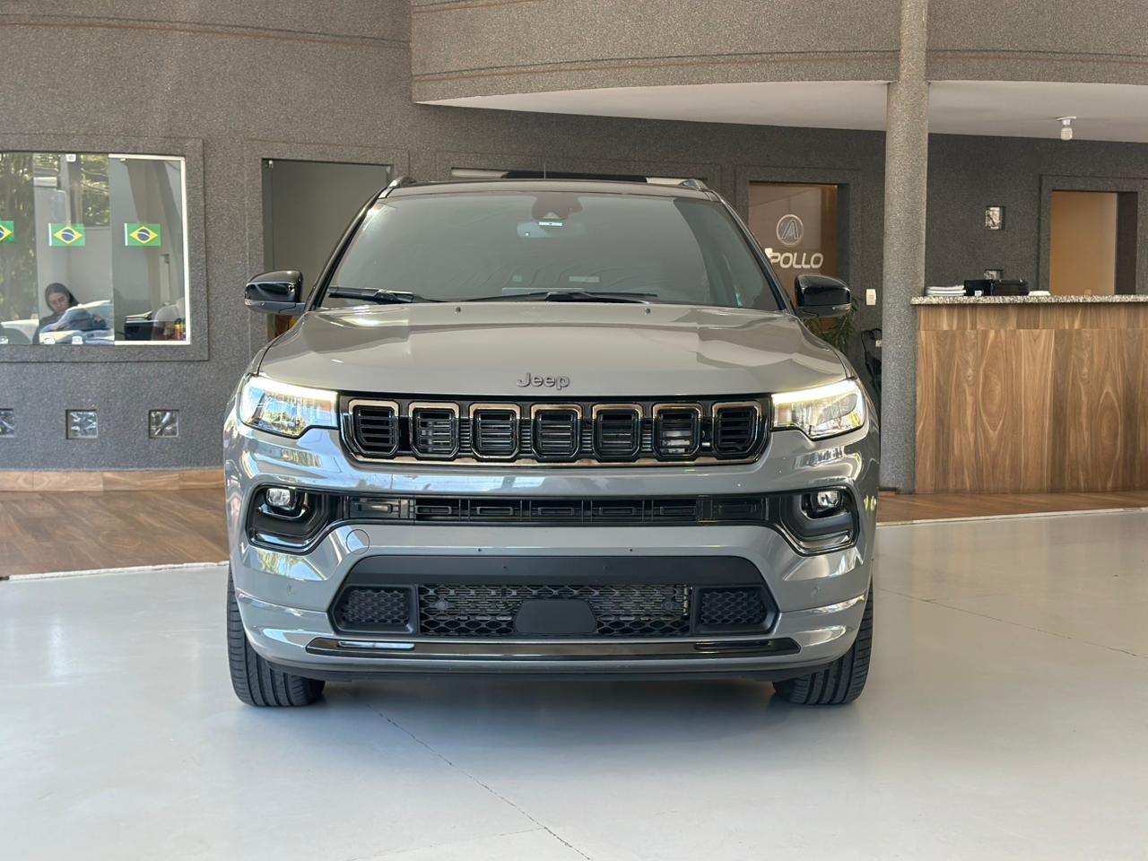 JEEP Compass 2.0 16V 4P HURRICANE 4 TURBO BLACKHAWK AUTOMÁTICO AT9