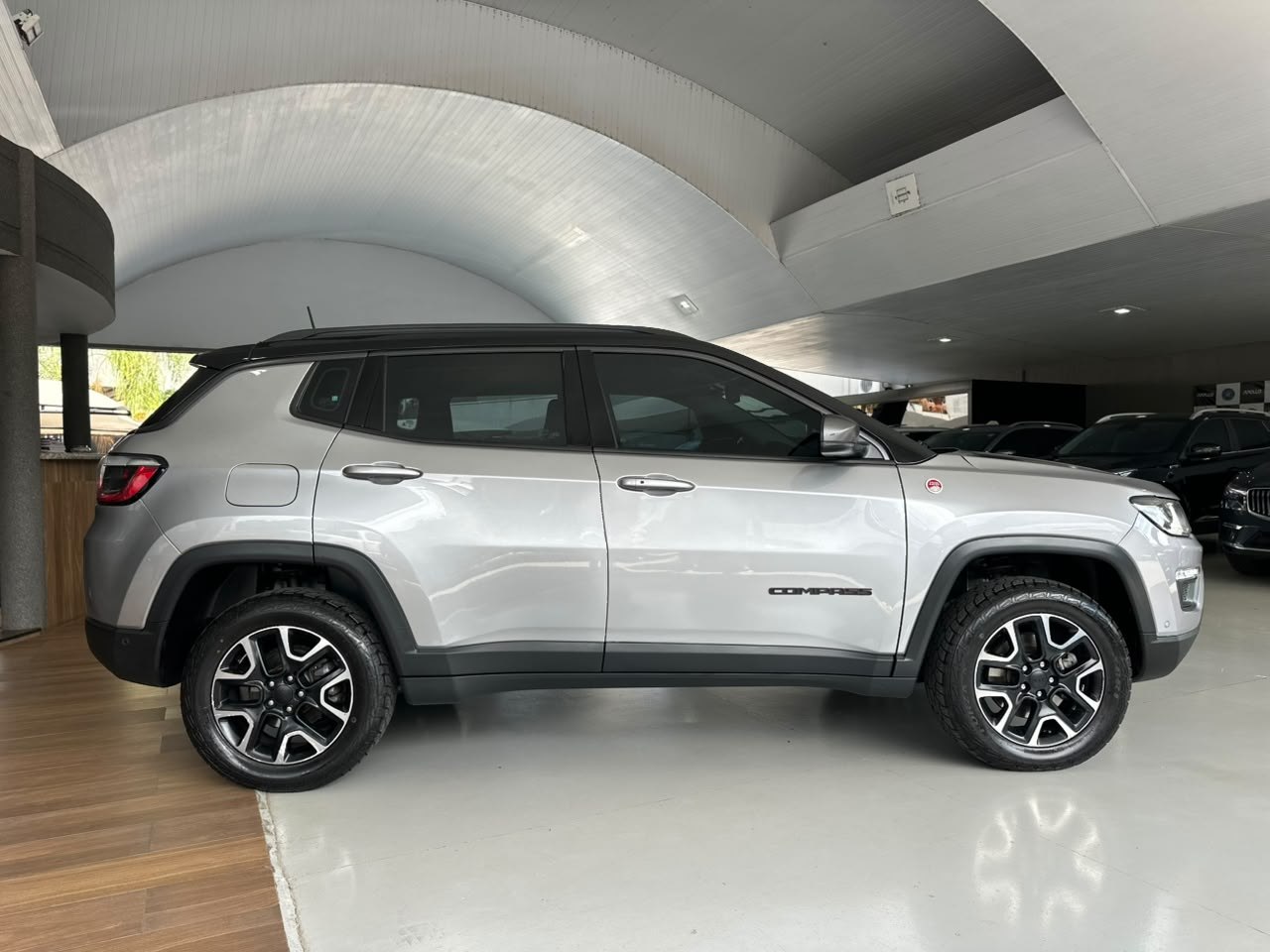 JEEP Compass 2.0 16V 4P 350 TRAILHAWK 4X4 TURBO DIESEL AUTOMÁTICO