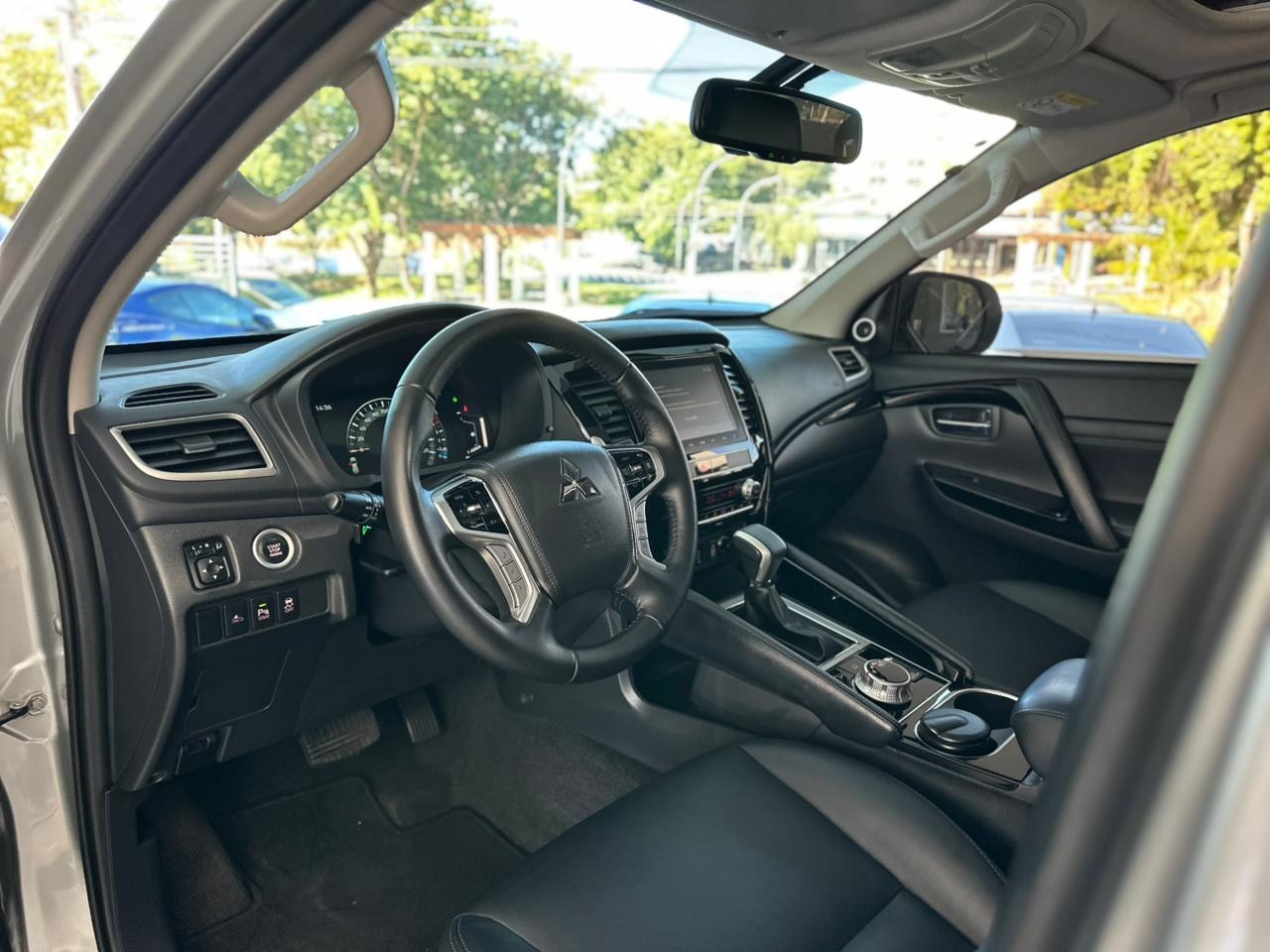 MITSUBISHI Pajero Sport 2.4 16V 4P MIVEC TURBO DIESEL LEGEND AWD AUTOMÁTICO