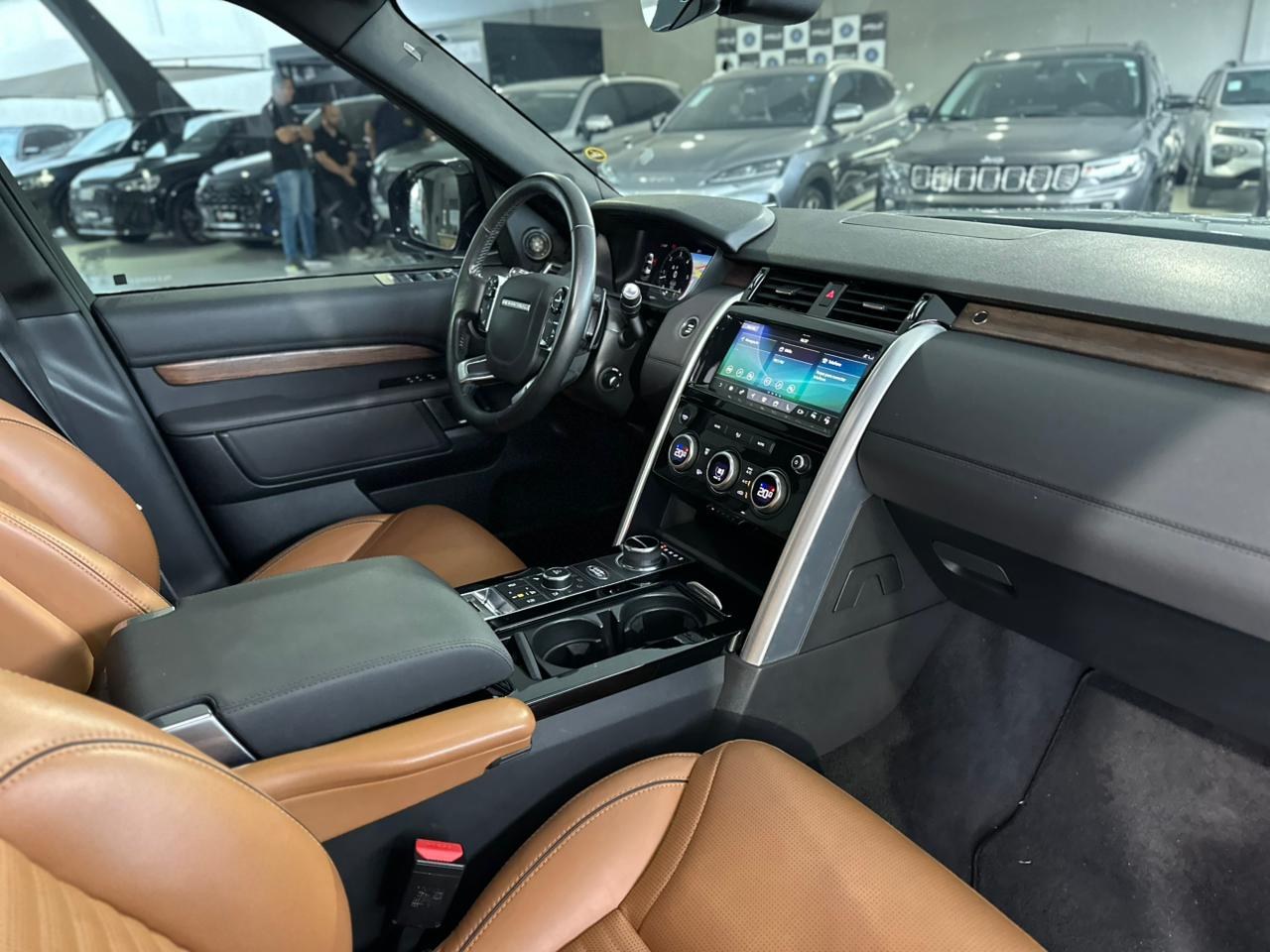 LAND ROVER Discovery 3.0 4P HSE SDV6 4X4 TURBO DIESEL AUTOMÁTICO