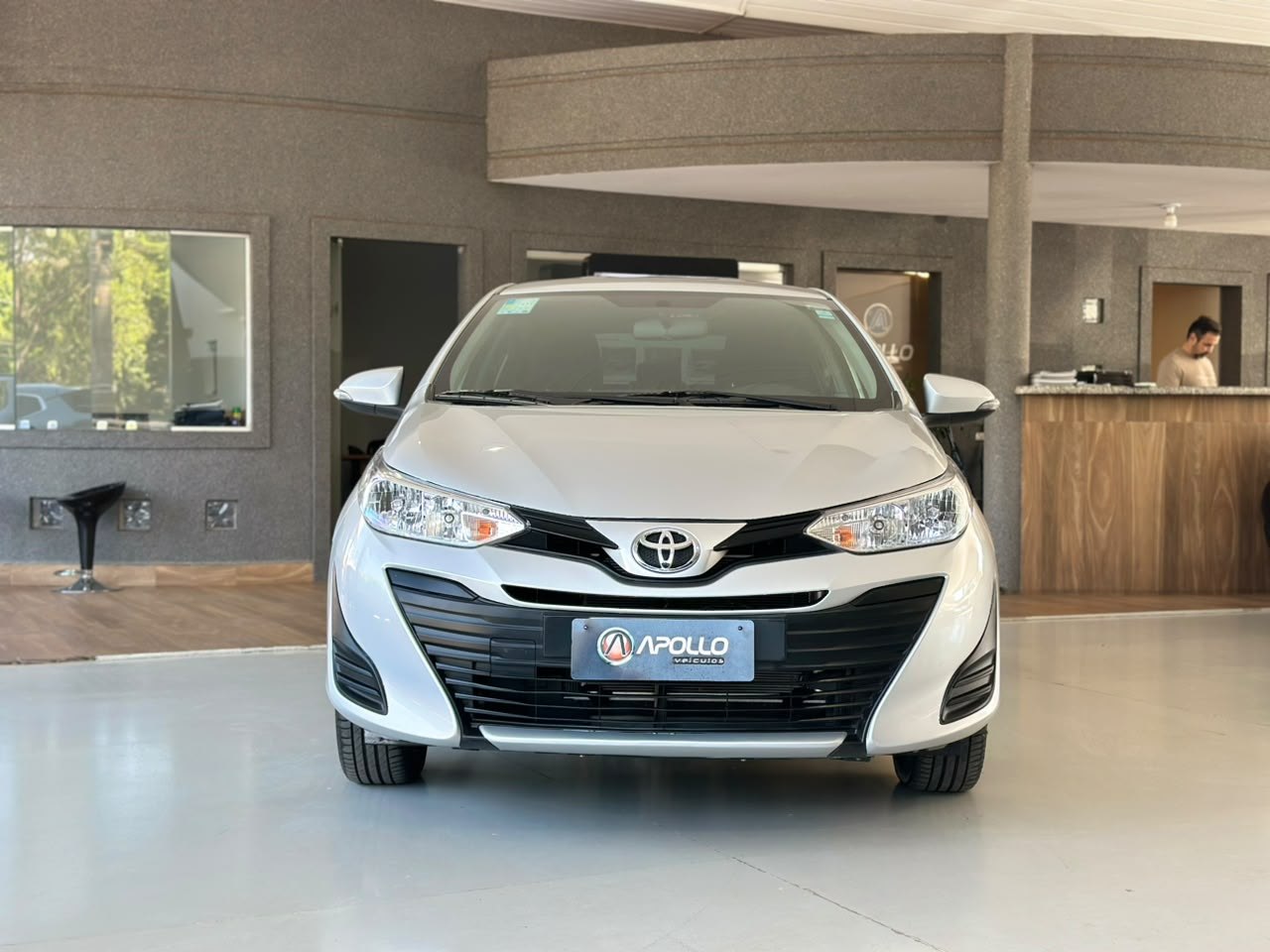 TOYOTA Yaris Sedan 1.3 16V 4P FLEX XL MULTIDRIVE AUTOMÁTICO CVT