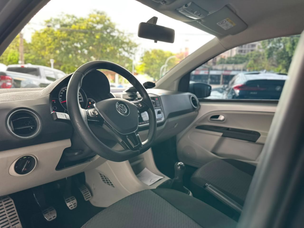 VOLKSWAGEN UP 1.0 12V 4P TSI FLEX MOVE UP