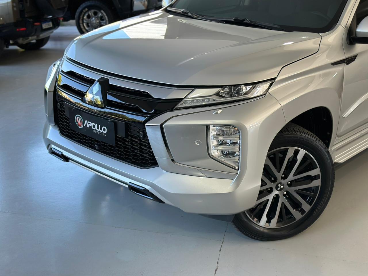 MITSUBISHI Pajero Sport 2.4 16V 4P MIVEC TURBO DIESEL LEGEND AWD AUTOMÁTICO