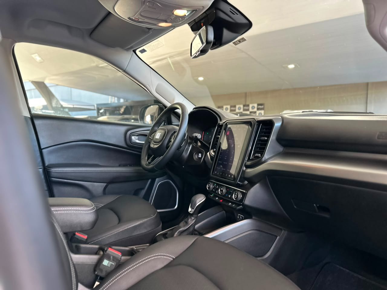 FIAT Toro 1.3 16V 4P FLEX 270 TURBO VOLCANO AUTOMÁTICO