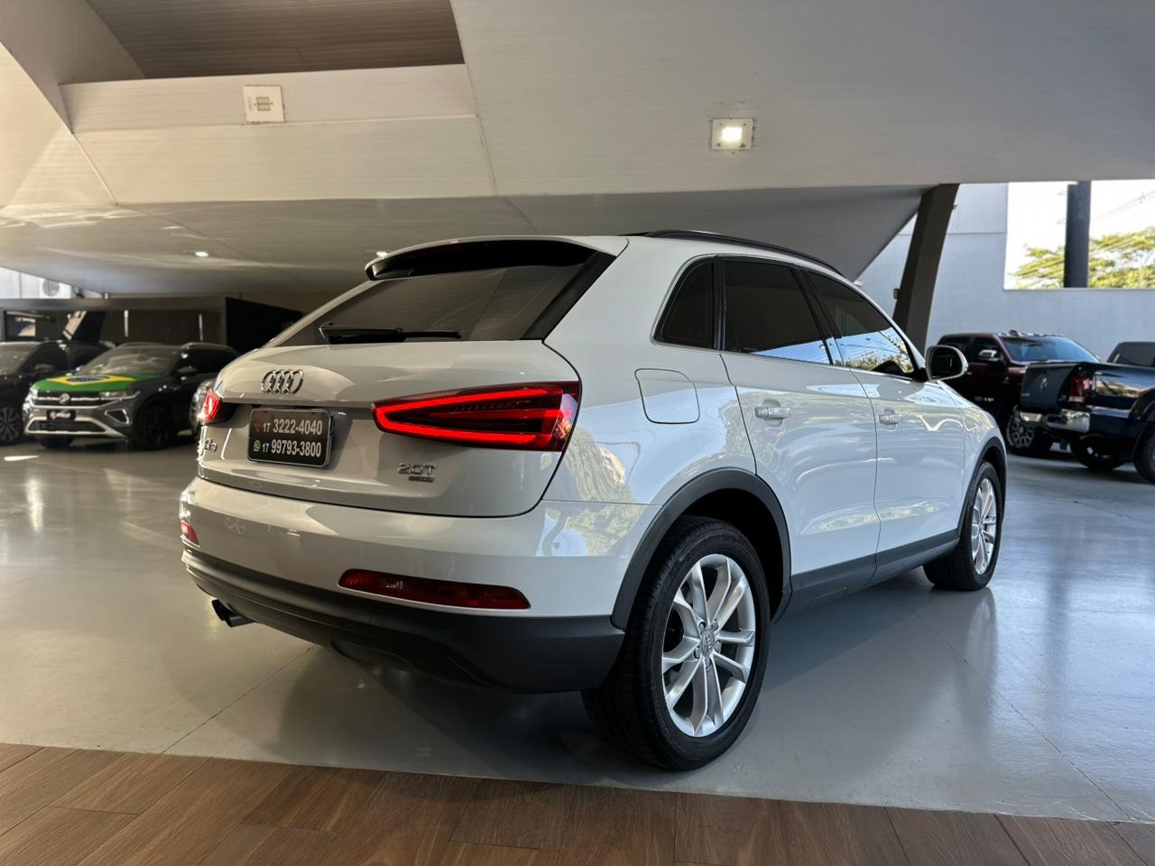 AUDI Q3 2.0 4P TFSI AMBIENTE QUATTRO S-TRONIC AUTOMÁTICO