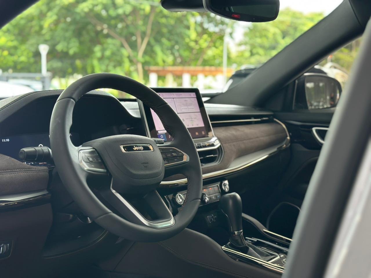 JEEP Commander 1.3 16V 4P FLEX T270 OVERLAND TURBO AUTOMÁTICO AT6