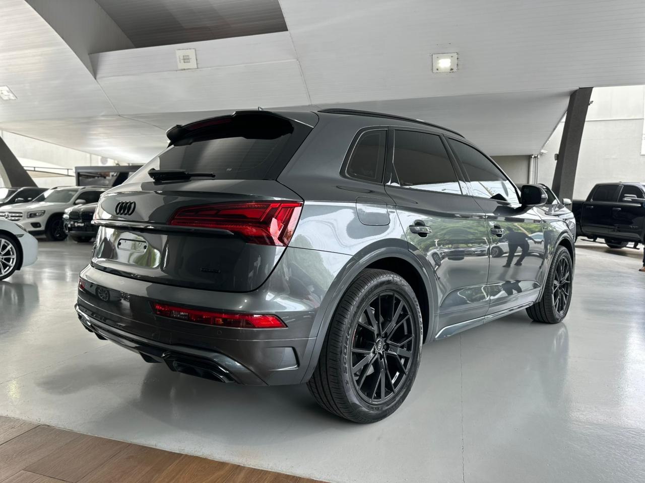 AUDI Q5 2.0 16V 4P TFSI S-LINE QUATTRO S-TRONIC AUTOMÁTICO