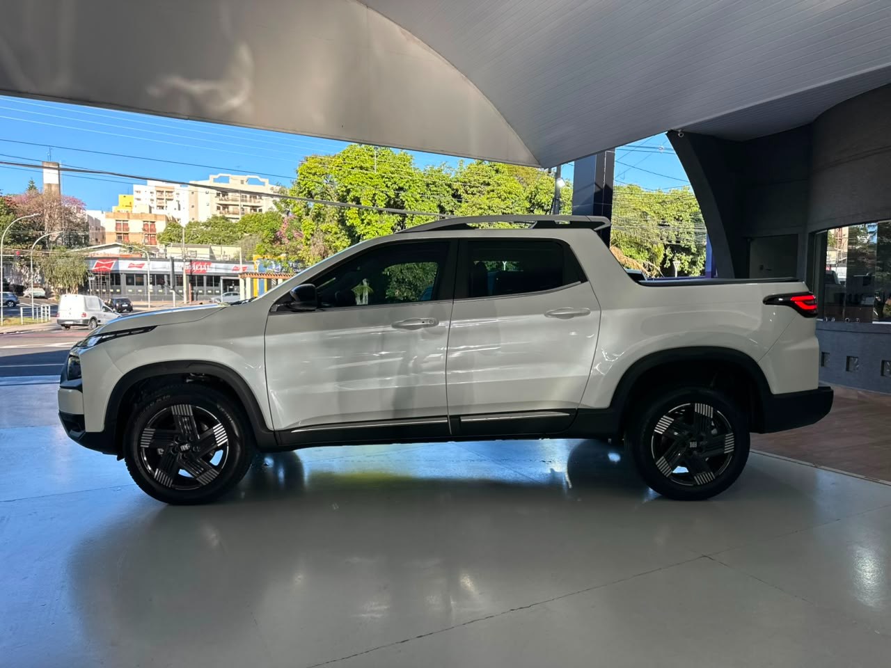FIAT Toro 1.3 16V 4P FLEX 270 TURBO VOLCANO AUTOMÁTICO