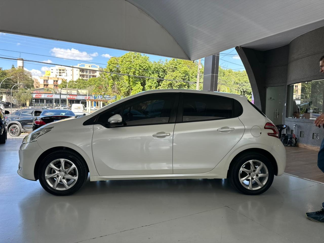 PEUGEOT 208 1.5 4P FLEX ALLURE