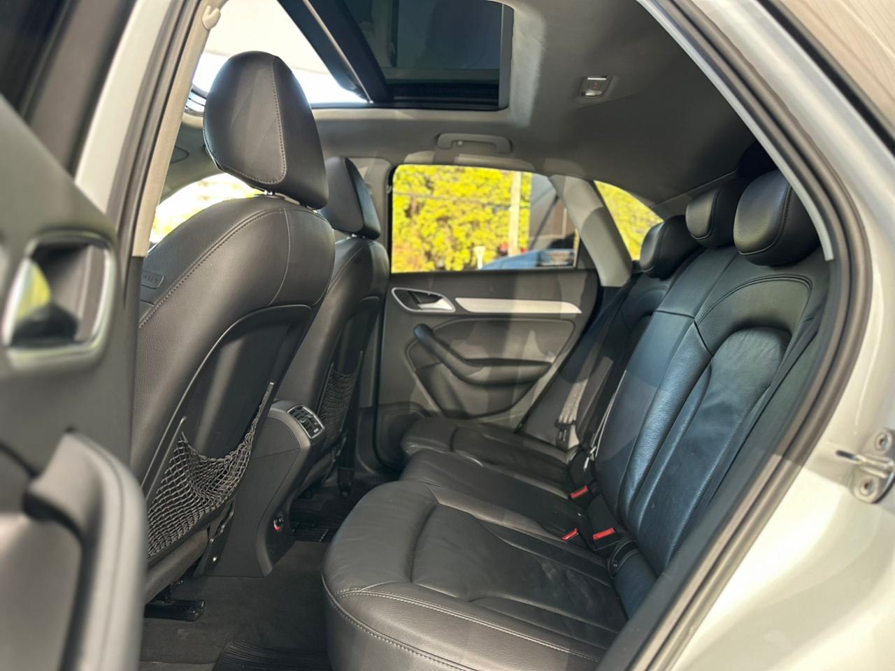AUDI Q3 2.0 4P TFSI AMBIENTE QUATTRO S-TRONIC AUTOMÁTICO