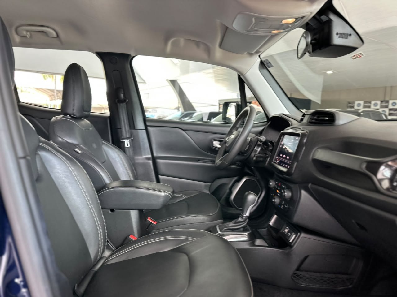 JEEP Renegade 1.3 16V 4P FLEX T270 LONGITUDE TURBO AUTOMÁTICO