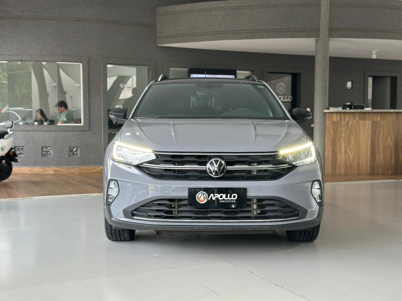 VOLKSWAGEN Nivus 1.0 4P FLEX 200 TSI HIGHLINE TURBO AUTOMÁTICO