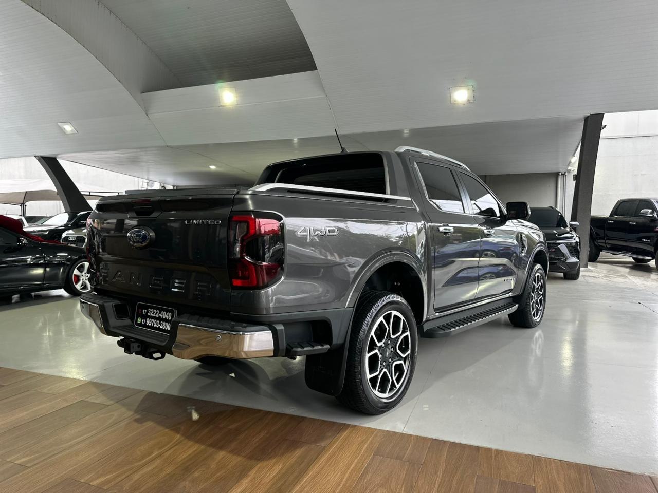 FORD Ranger 3.0 V6 4X4 LIMITED PLUS TURBO DIESEL CABINE DUPLA AUTOMÁTICO