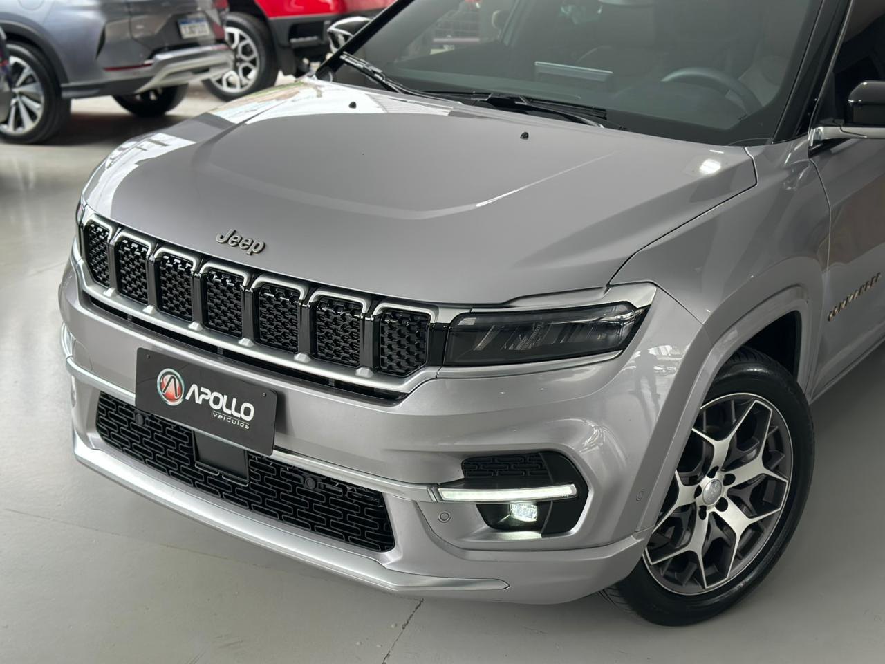 JEEP Commander 1.3 16V 4P FLEX T270 OVERLAND TURBO AUTOMÁTICO AT6