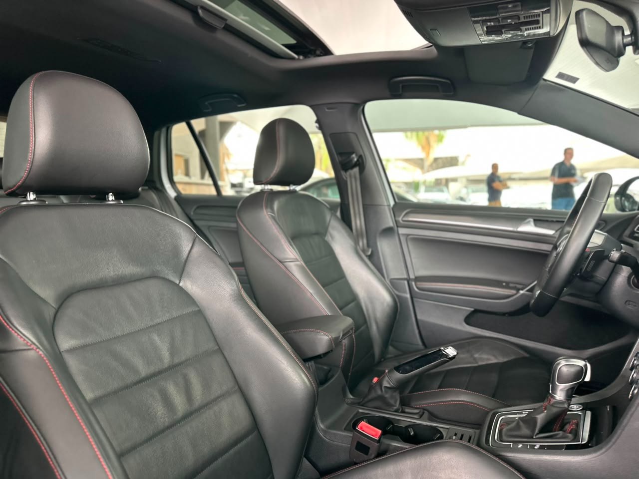 VOLKSWAGEN Golf 2.0 4P GTI TURBO AUTOMÁTICO
