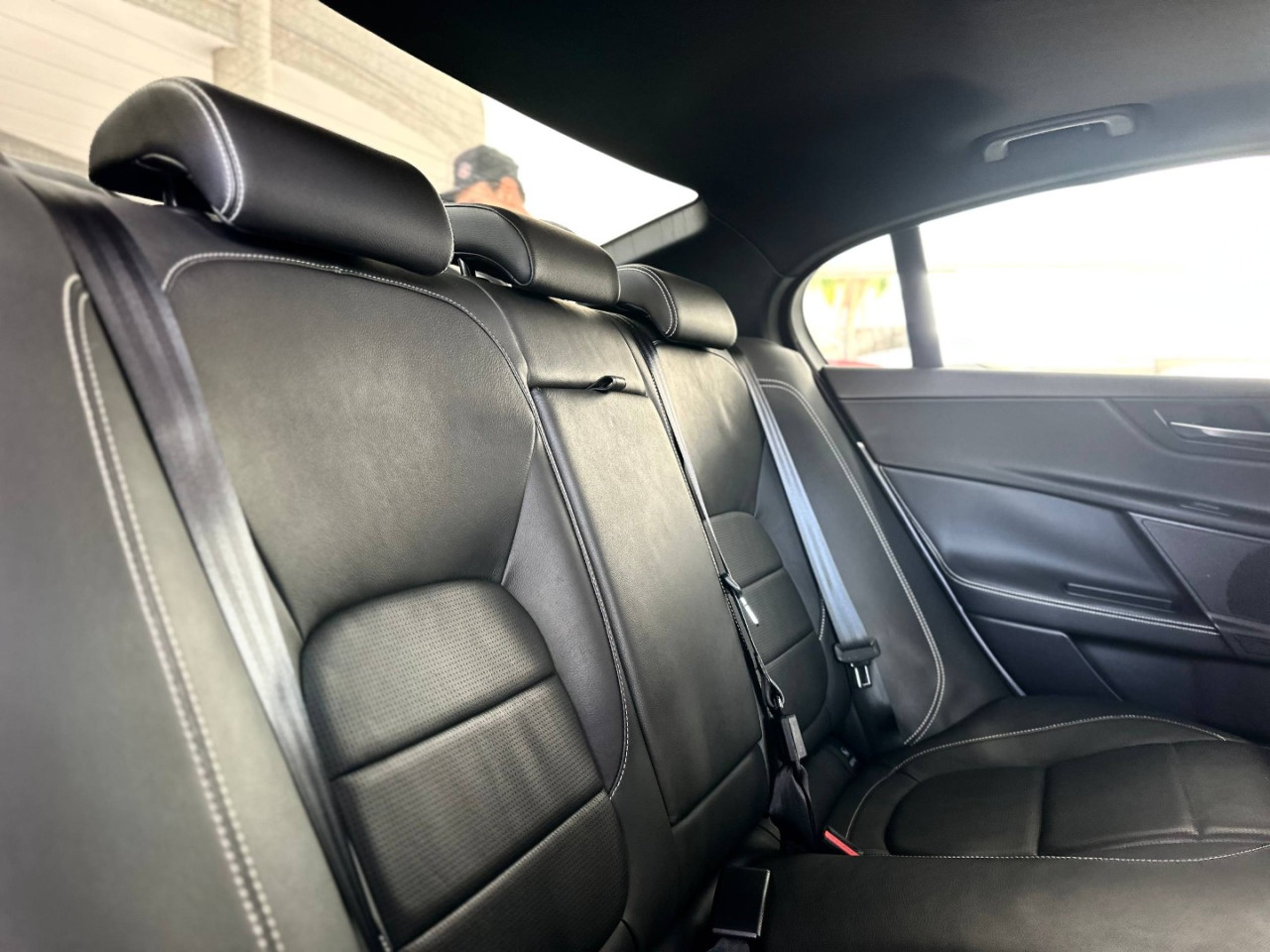 JAGUAR XE 2.0 16V 4P SI4 R-SPORT TURBO AUTOMÁTICO