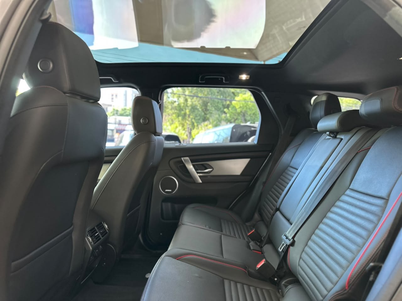 LAND ROVER Discovery Sport 2.0 16V 4P FLEX P250 TURBO R-DYNAMIC SE AUTOMÁTICO