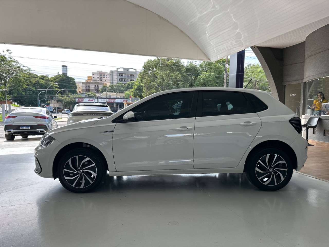 VOLKSWAGEN Polo Hatch 1.0 12V 4P 200 TSI HIGHLINE AUTOMÁTICO