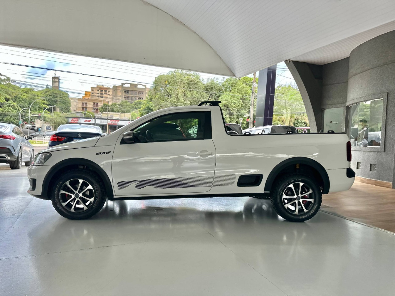 VOLKSWAGEN Saveiro 1.6 G4 SURF FLEX