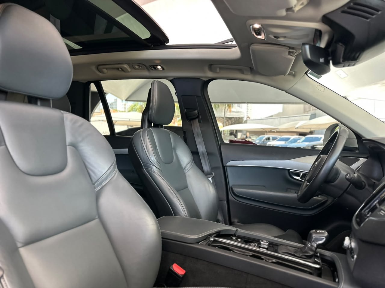 VOLVO XC90 2.0 4P MOMENTUM 4X4 TURBO AUTOMÁTICO