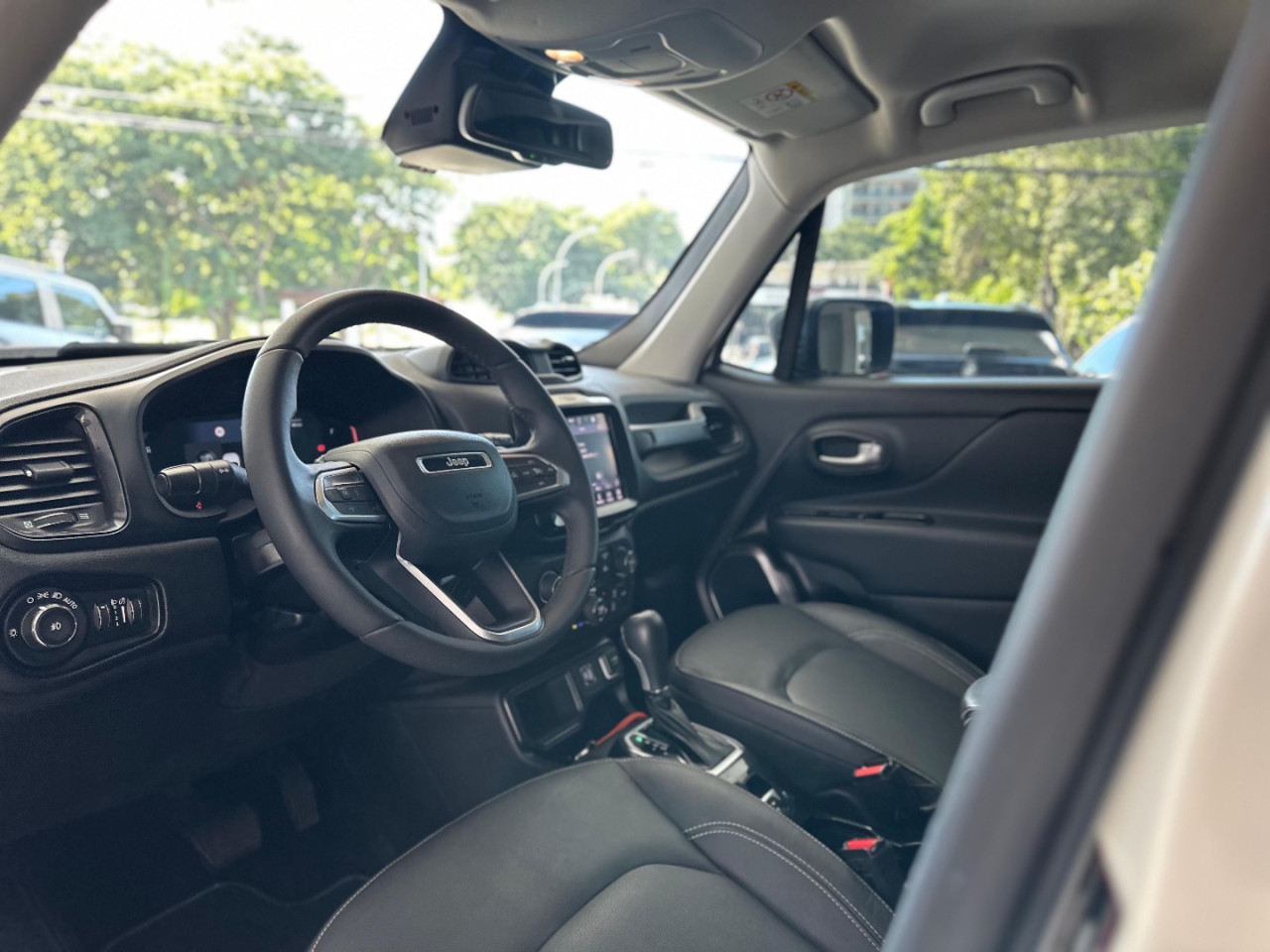 JEEP Renegade 1.3 16V 4P FLEX T270 LONGITUDE TURBO AUTOMÁTICO