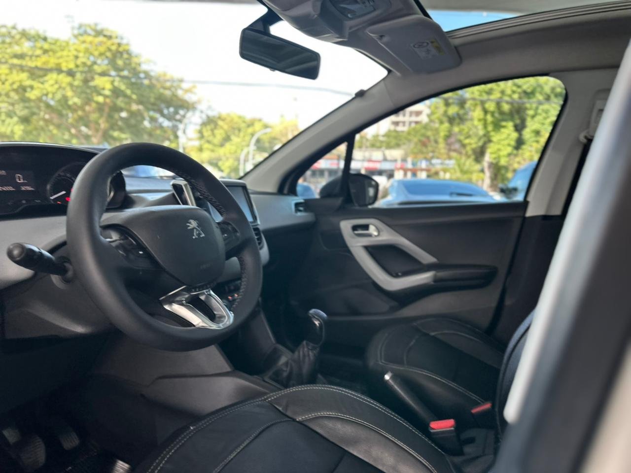 PEUGEOT 208 1.5 4P FLEX ALLURE
