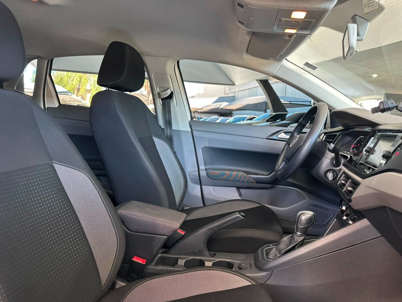 VOLKSWAGEN Polo Hatch 1.0 12V 4P 200 TSI COMFORTLINE