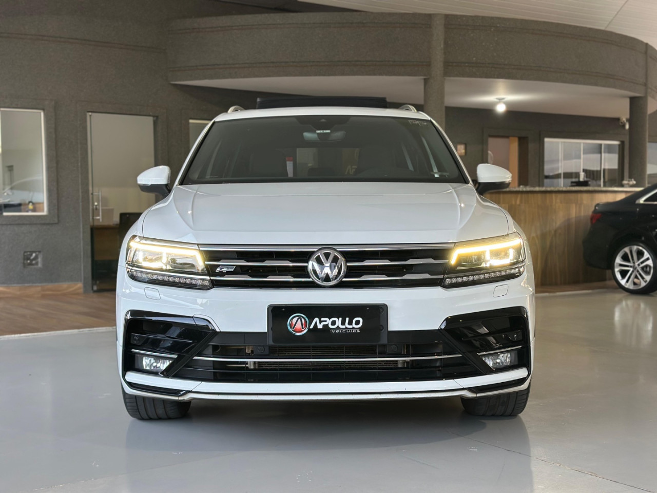 VOLKSWAGEN Tiguan 2.0 16V 4P TSI 350 TURBO R-LINE 4MOTION DSG AUTOMÁTICO