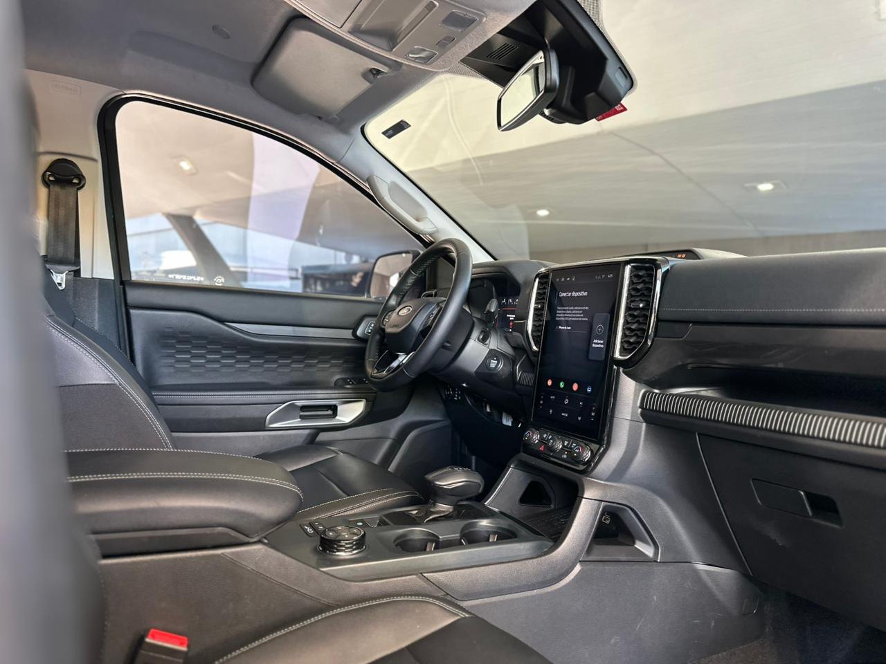 FORD Ranger 3.0 V6 4X4 LIMITED PLUS TURBO DIESEL CABINE DUPLA AUTOMÁTICO