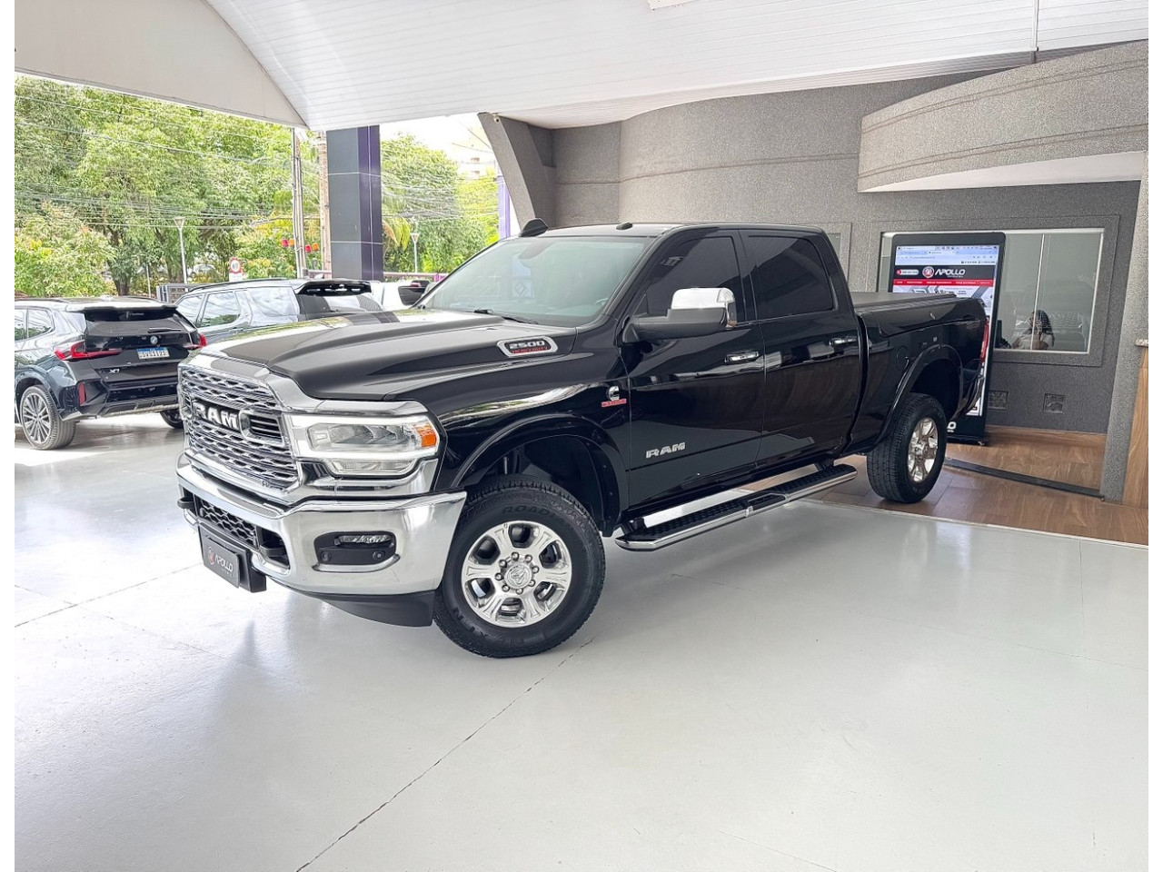 2500 6.7 I6 24V SLT CABINE DUPLA TURBO DIESEL LARAMIE 4X4 AUTOMÁTICO