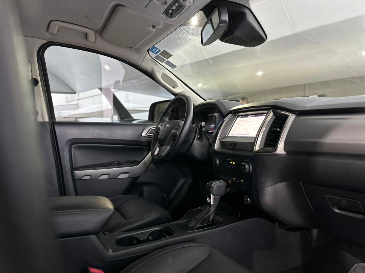 FORD Ranger 3.2 20V CABINE DUPLA 4X4 LIMITED TURBO DIESEL AUTOMÁTICO