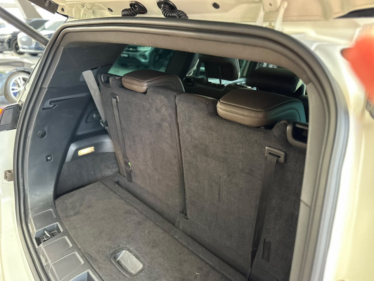 JEEP Commander 2.0 16V 4P HURRICANE 4 OVERLAND TURBO 4X4 AUTOMÁTICO AT9